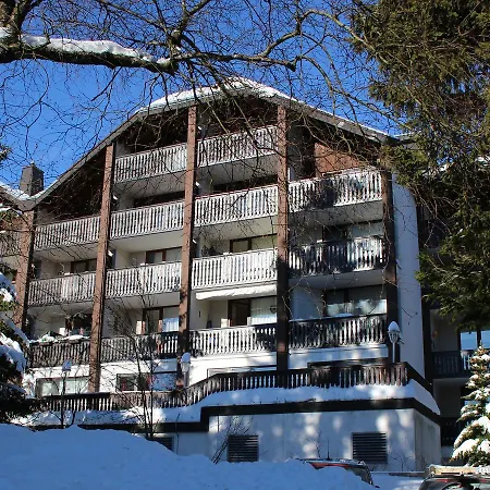 Winterberg, Kapperundweg 4, 34 شقة